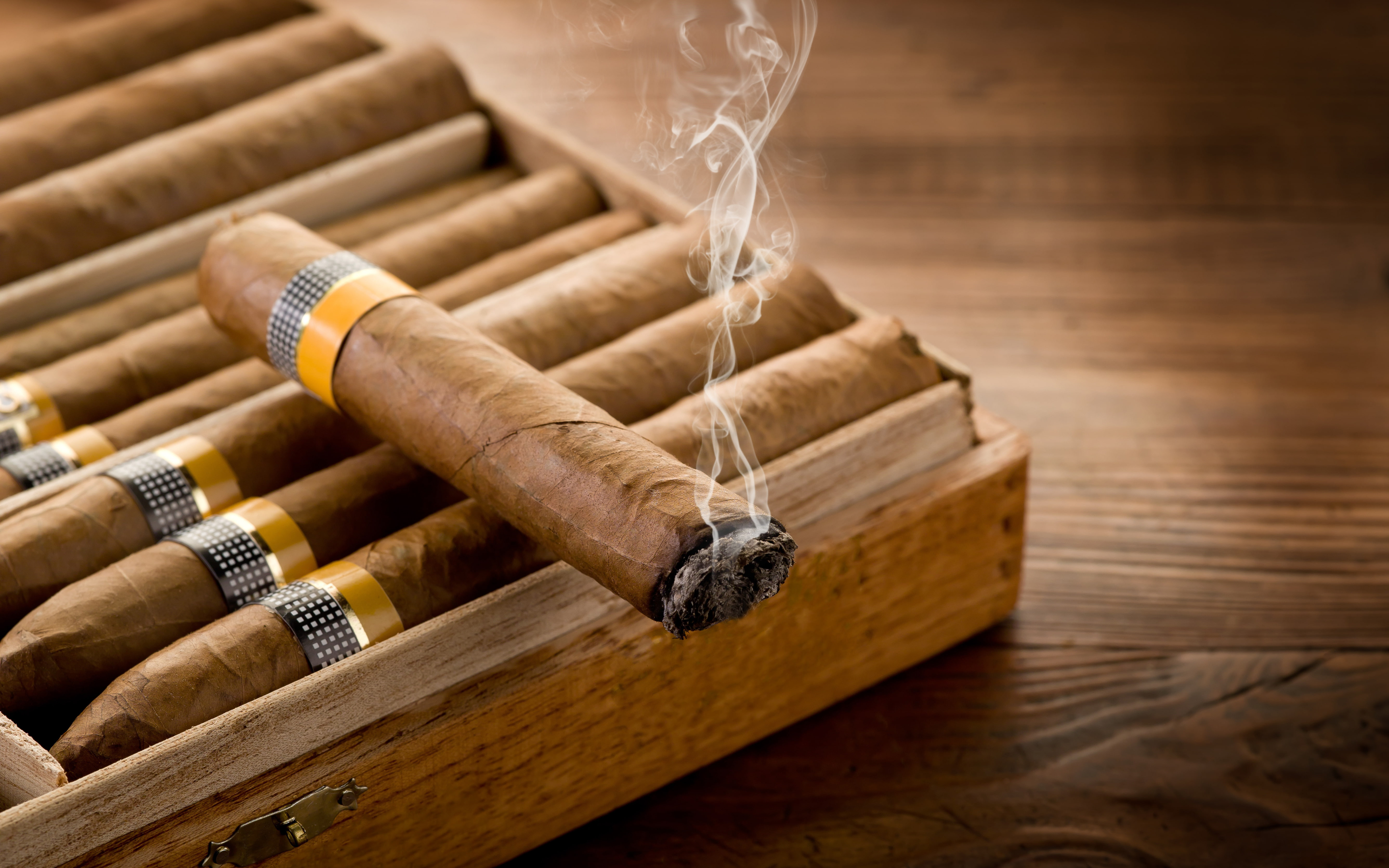 Stock up for the holidays with our cigar deals